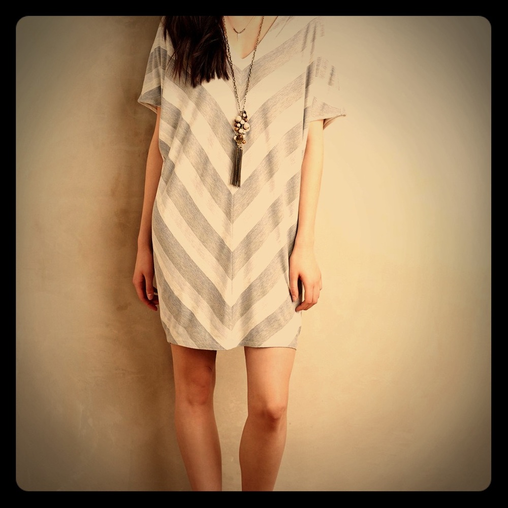 Anthropologie Bella Luxx Cocoon Dress